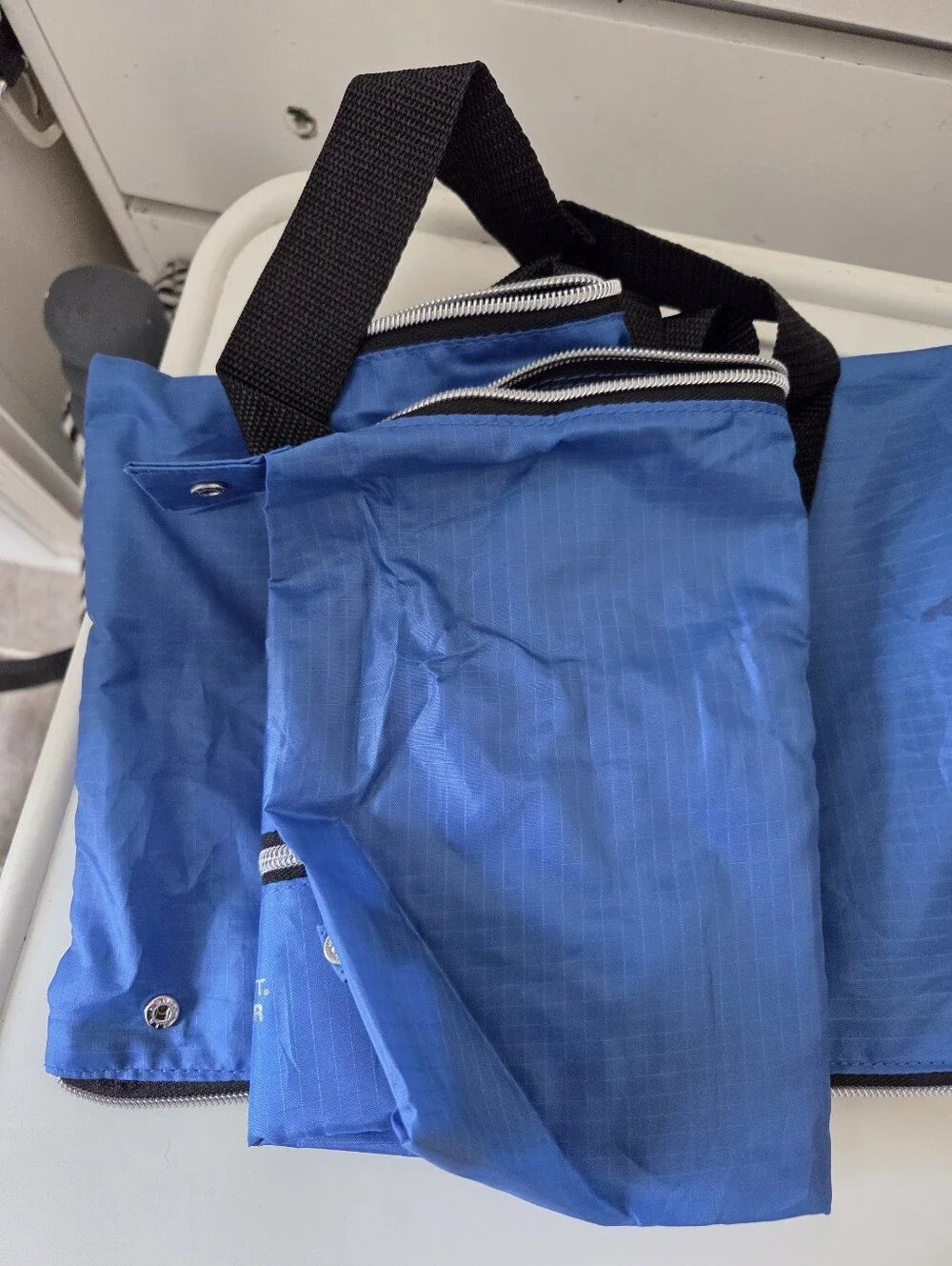 Conair Carrying Case Packable Polyester Duffel Bag Travel Essentials Blue NEW